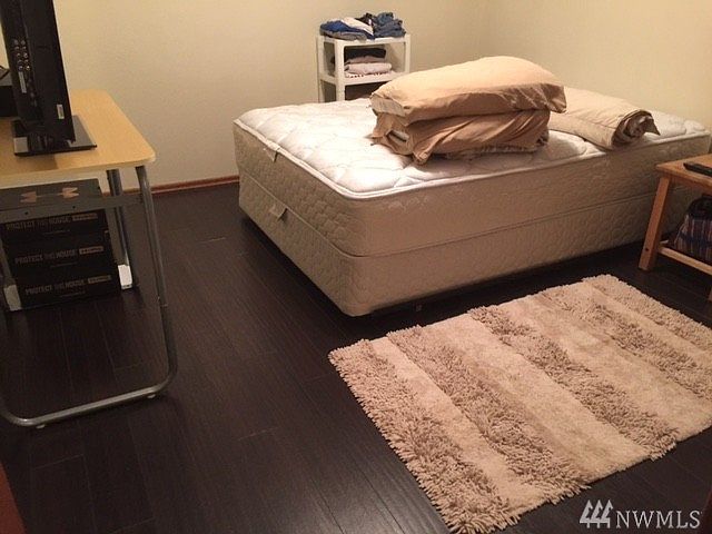 1st image of 9827 Dekoven Dr SW #1-6
