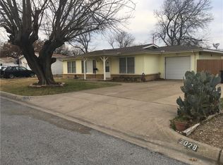 2028 Grandview Dr, Fort Worth, TX 76112