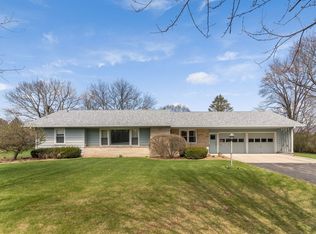 609 E Arnold St, Sandwich, IL 60548