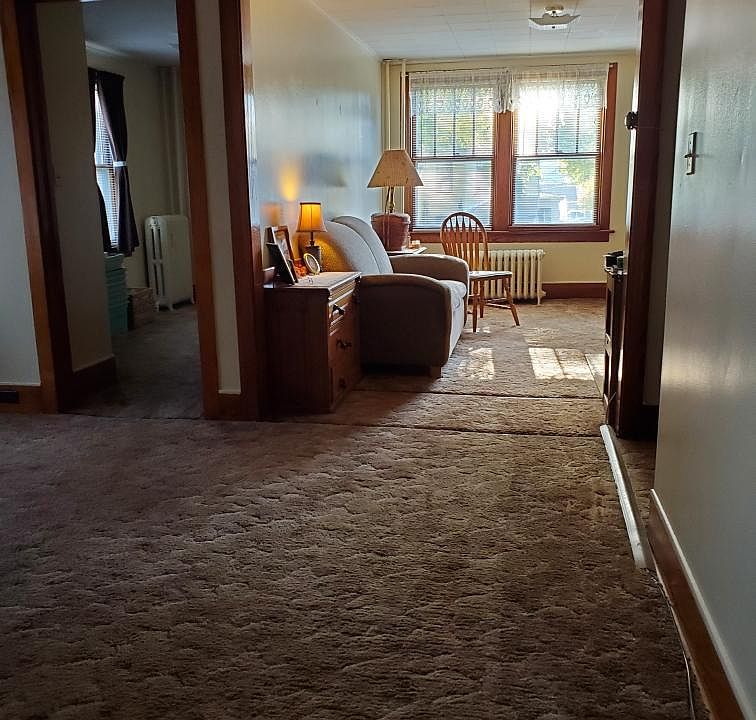 1st image of 251 Broad St