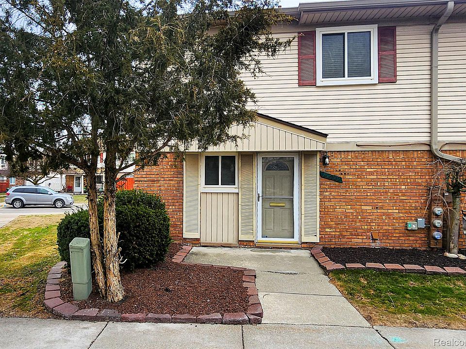 1st image of 15699 Dupage Blvd