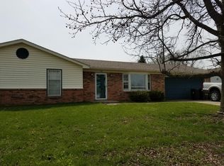 300 Normandy Rd, Versailles, KY 40383