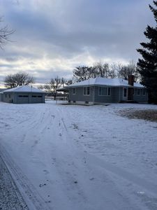 232 River Rd, Glendive, MT, 59330