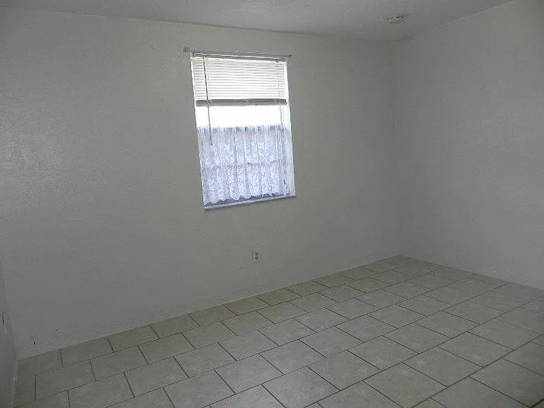 509 S Grandview Ave #1 — Photo 18