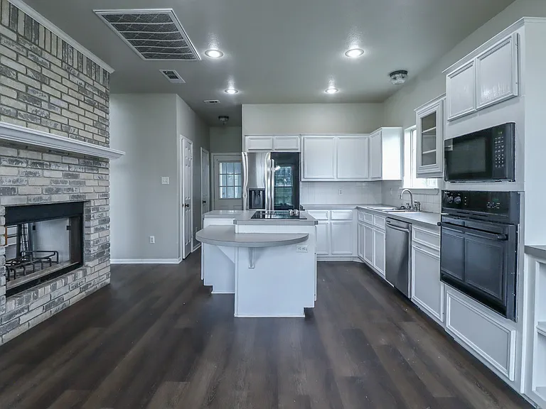 1810 Mesa Oaks Cir — Photo 12
