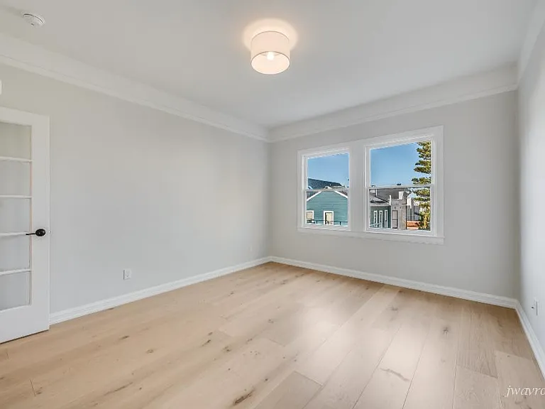 30 Liberty St #6 — Photo 15