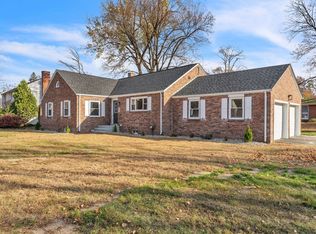 127 Abbott St, Springfield, MA 01118