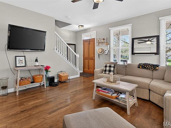 5th image of 3208 S Civic Green Dr
