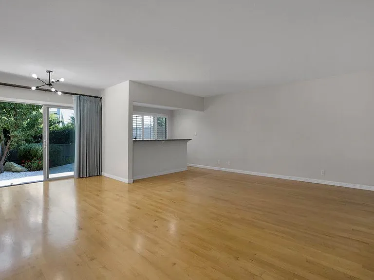 976 Pizarro Ln — Photo 19