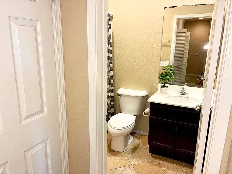 S Meadowbrook Dr S — Photo 18