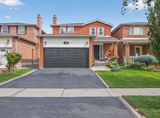 69 Wade Gate, Vaughan, ON L4J 5X5