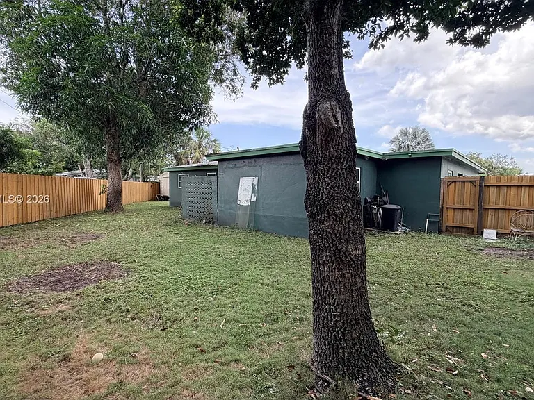 3781 Jackson Blvd — Photo 36
