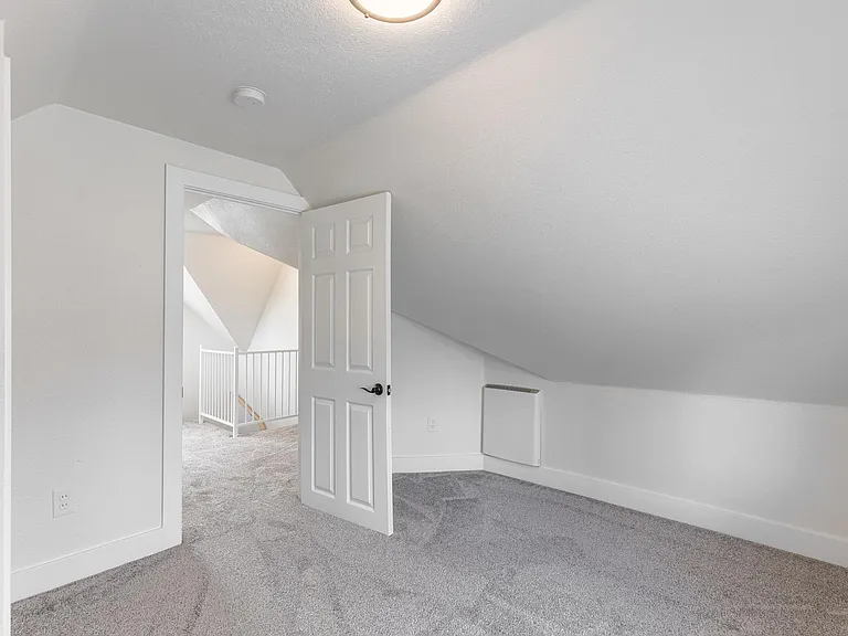 1144 SE 85th Ave — Photo 22