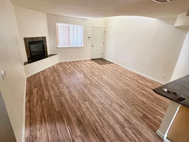 Modern Condo-Style Living Near Nob Hill & UNM $300 Off Move-In Special at The Spirals Apartments — Photo 5