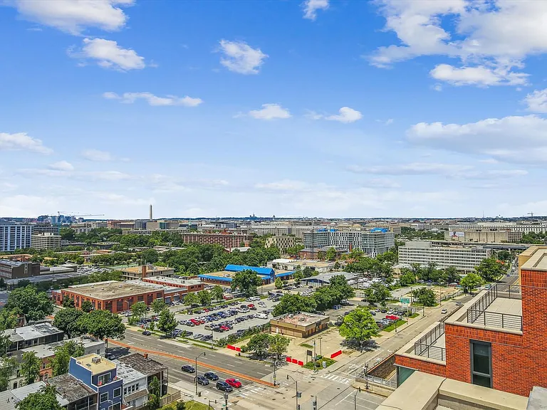 1211 Van St SE #602 — Photo 45