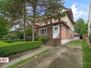 27 Wellington Ct #1, Brooklyn, NY 11230