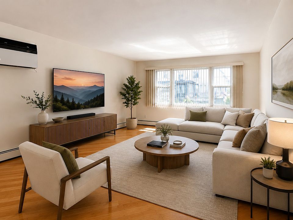 1st image of 8 Victoria Ln Floor 1