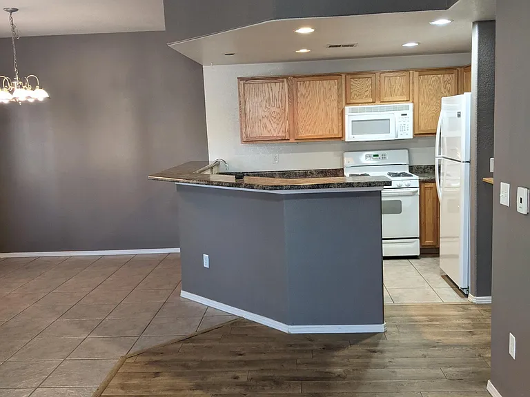 6800 Vista Del Norte Rd NE #1816 — Photo 3