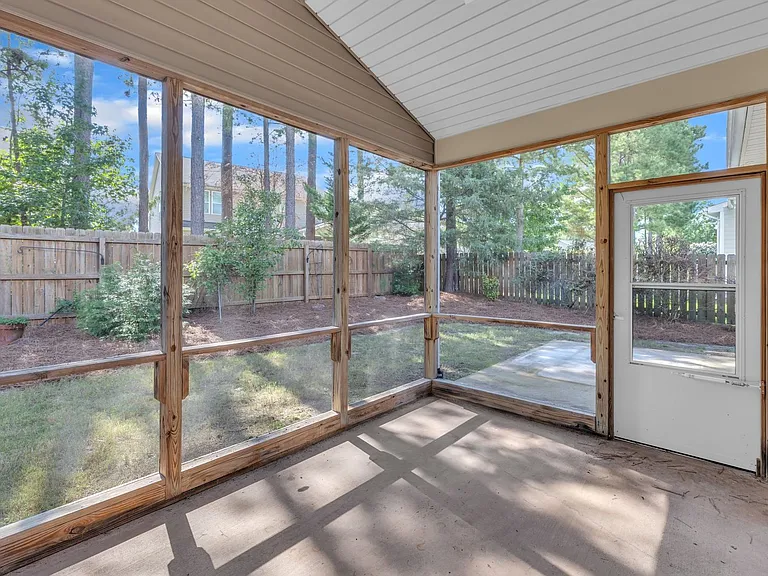 320 Trout Valley Rd — Photo 34