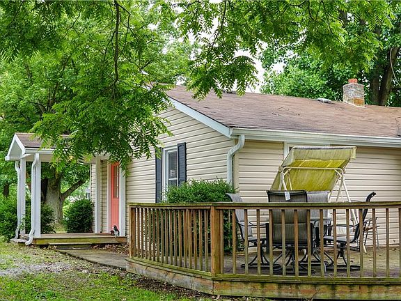 4th image of 4205 N County Road 575 E