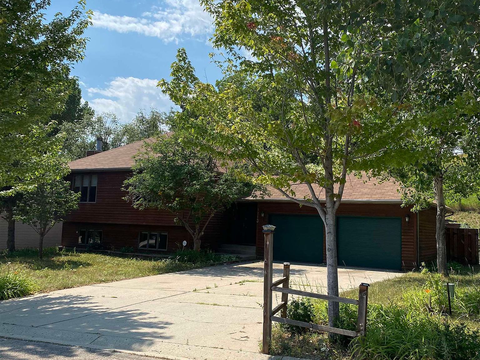 1213 7th St NE, Minot, ND 58703 MLS 231241 Zillow