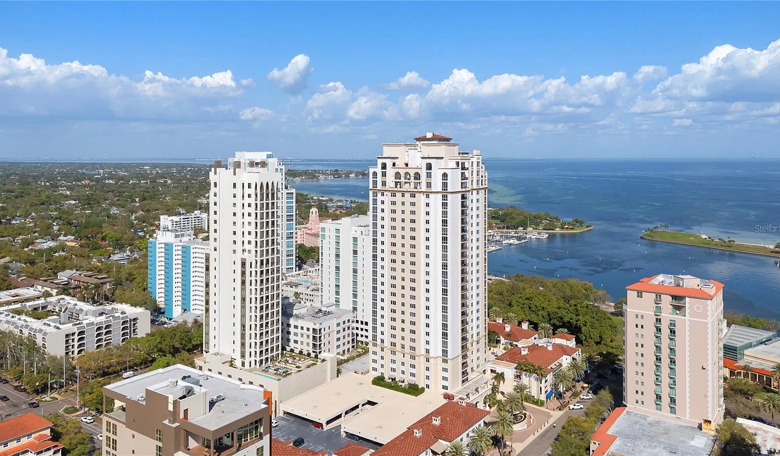 2 bed, 1686 sqft, $7,500 — Photo 1
