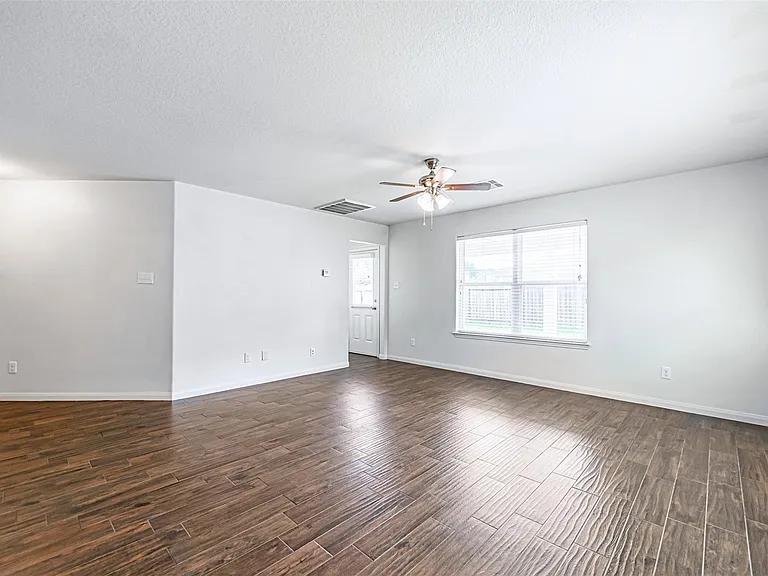 11207 Hall Pines Ct — Photo 9