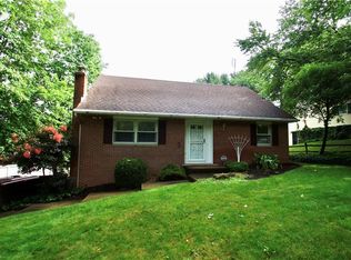 705 Glenwood St SW, North Canton, OH 44720