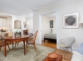 60 Commonwealth Ave APT 2, Boston, MA 02116