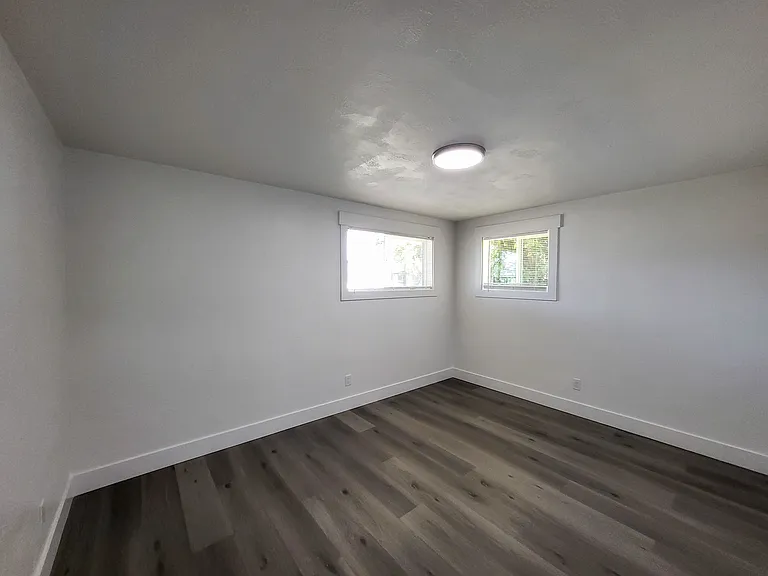 666 Hawthorne Ave NE #666 — Photo 9