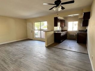 639 E Tujunga Ave APT B, Burbank, CA 91501