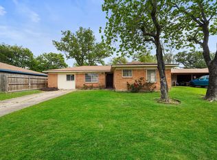 3006 14th Ave N, Texas City, TX 77590