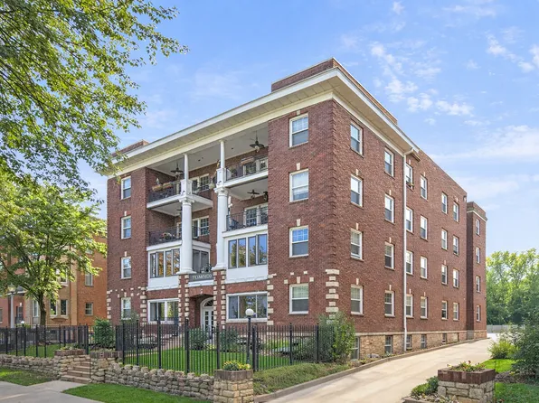 4434 Mill St Unit 1N, Kansas City, MO 64111