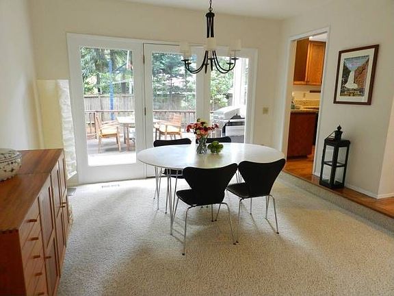 Formal Dinng Room