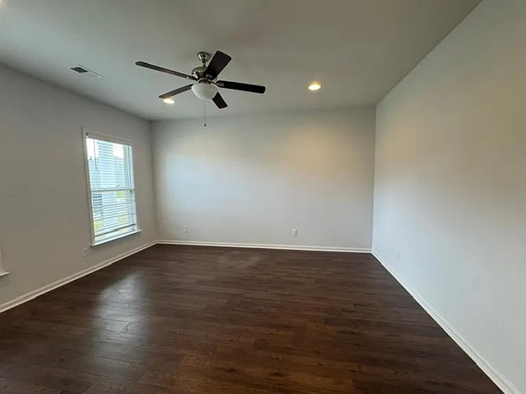 5151 Fortuna Dr — Photo 3