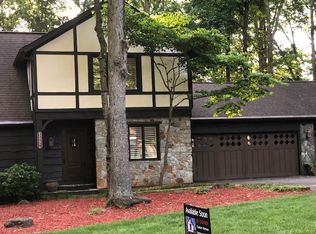 5097 Cobblestone Rd, Winston Salem, NC 27106