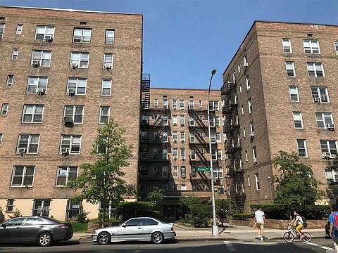 1st image of 4245 Kissena Blvd APT 4