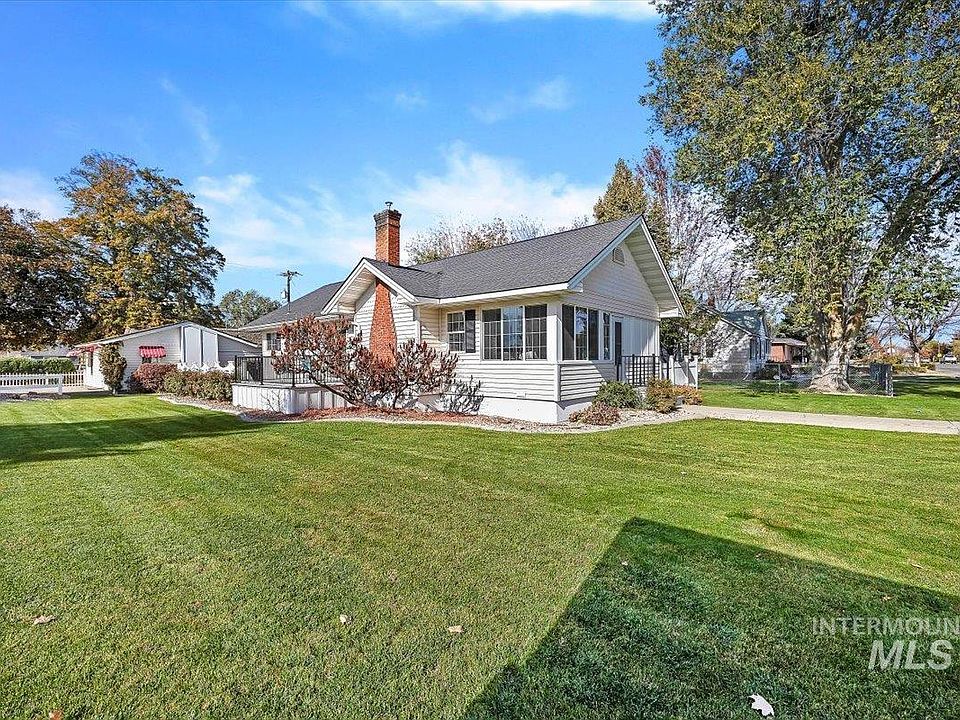 1241 Main St, Gooding, ID 83330 Zillow