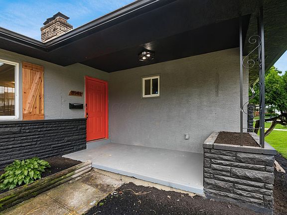 4th image of 3941 Chrisview Dr