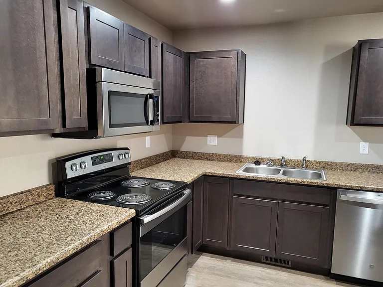 29 E Cokedale Dr — Photo 8