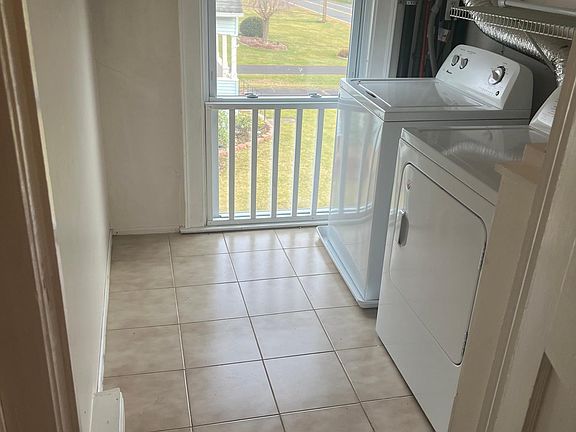2nd image of 15 Tolland Ave #2