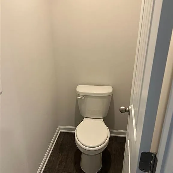 127 Berry Dr — Photo 16