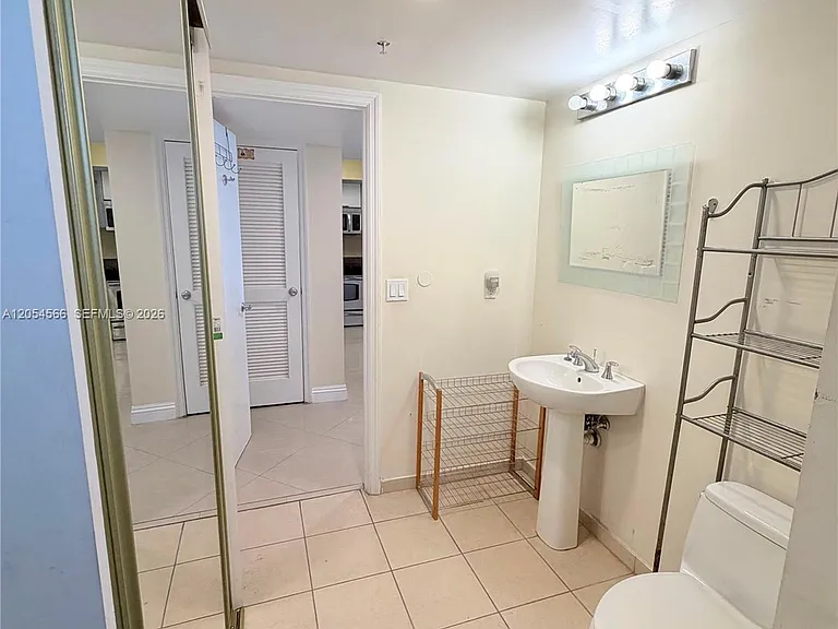 16699 Collins Ave #1410 — Photo 36