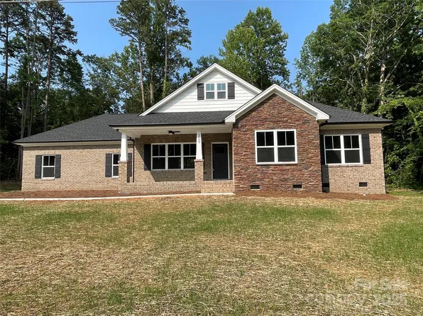 309 General As Johnston St, Stanley, NC 28164