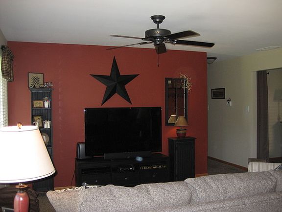 4th image of 122 Andrew Taras Ct #122