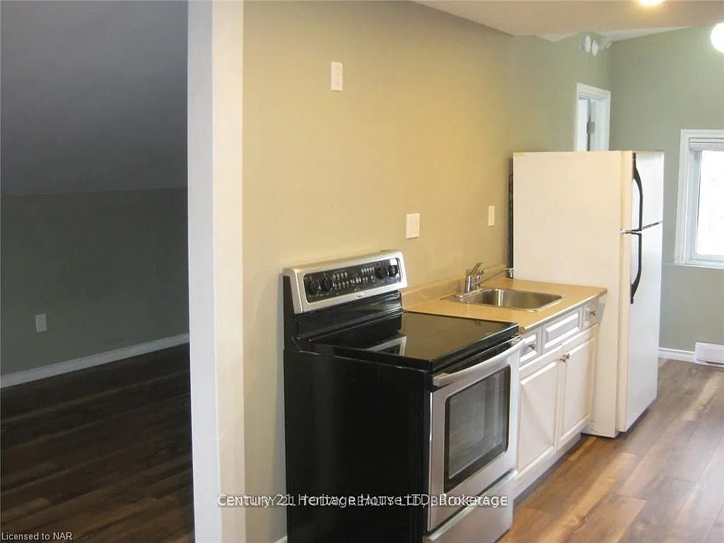 1 bed, $1,200 — Photo 3