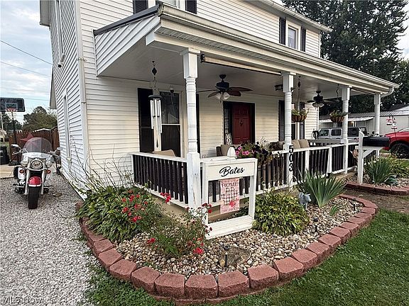2nd image of 503 Tuscarawas Ave