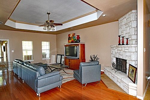 2nd image of 1451 County Road 4516