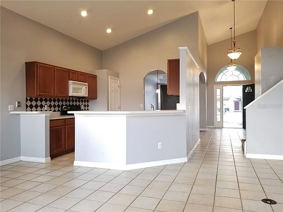 5th image of 6656 Imperial Oak Ln