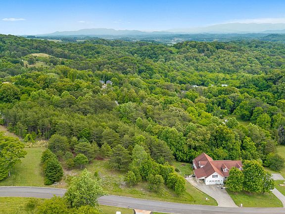 5th image of 918 River Cliff Dr Lot 42